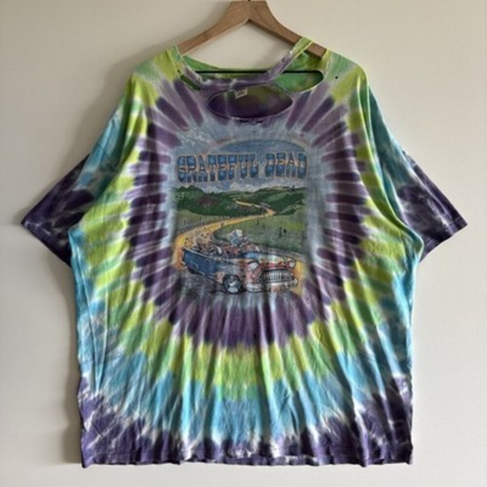 XXL 2005 Distressed Grateful Dead “Truckin Up To Buffalo” Tie Dye Shirt